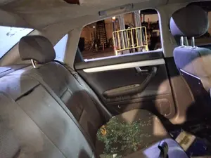 Foto de GOMAS CONTORNO PUERTA AUDI A4 BERLINA (8E)