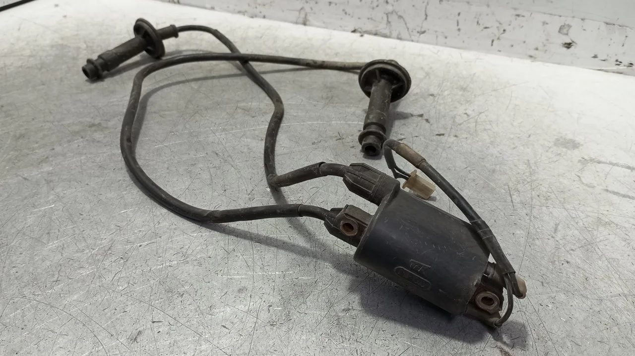 Foto de BOBINA ENCENDIDO HONDA CBR 600 F / CBR 600 RR 598 cm3 - 68 kW (92 CV / 68 KW)