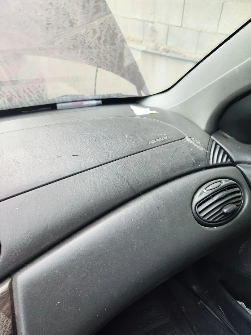 Foto de AIRBAG DELANTERO DERECHO FORD FOCUS BERLINA (CAK) 1.6 16V CAT (101 CV / 74 KW)