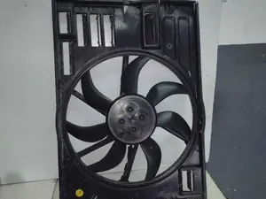 Foto de ELECTROVENTILADOR RADIADOR AIRE ACONDICIONADO VOLKSWAGEN GOLF VII (5G1/BE1) 2.0 TDI (184 CV / 135 KW) referencia 5Q0959455 foto 2