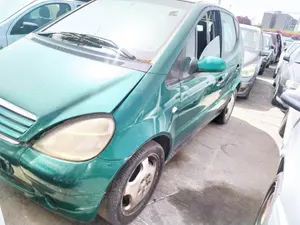 Foto de AMORTIGUADOR DELANTERO IZQUIERDO MERCEDES-BENZ CLASE A (BM 168) 1.9 CAT (125 CV / 92 KW) referencia A1683201730