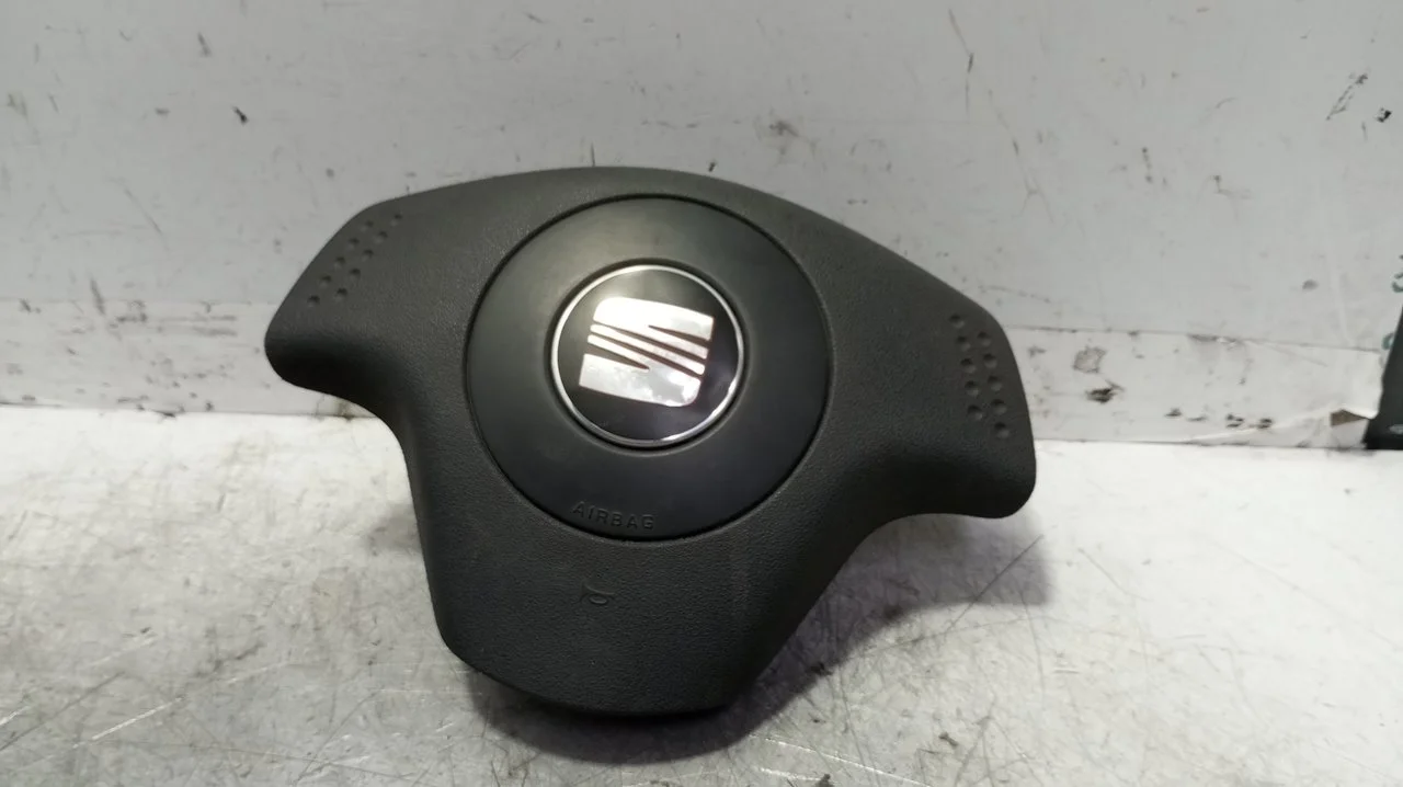 Foto de AIRBAG DELANTERO IZQUIERDO SEAT IBIZA (6L1) 1.9 TDI (101 CV / 74 KW) referencia 6L0880201G