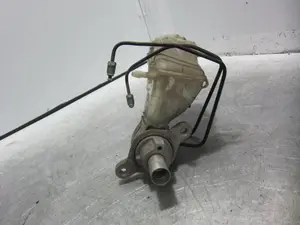 Foto de BOMBA FRENO OPEL CORSA D referencia 0204051127 foto 7