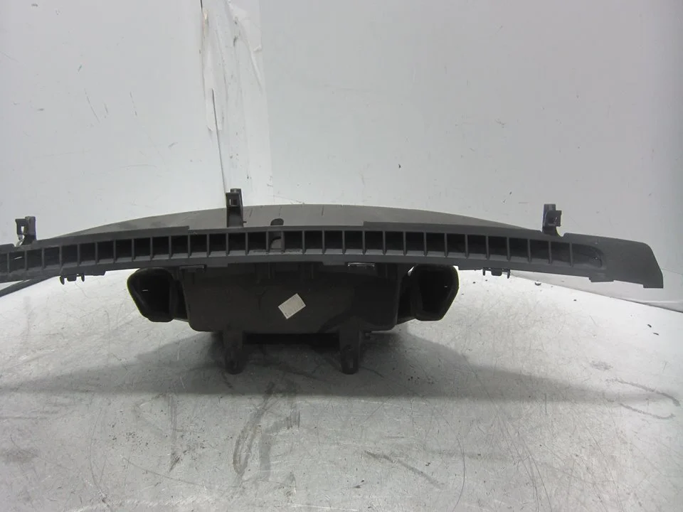 Foto de NO IDENTIFICADO TOYOTA AVENSIS CROSS SPORT (T27) 1.8 16V CAT (147 CV / 108 KW) referencia 5595305080