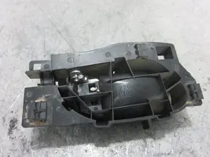 Foto de MANETA INTERIOR TRASERA IZQUIERDA PEUGEOT 407 1.6 HDi FAP CAT (9HZ / DV6TED4) (109 CV / 80 KW) referencia 964353311VD foto 3
