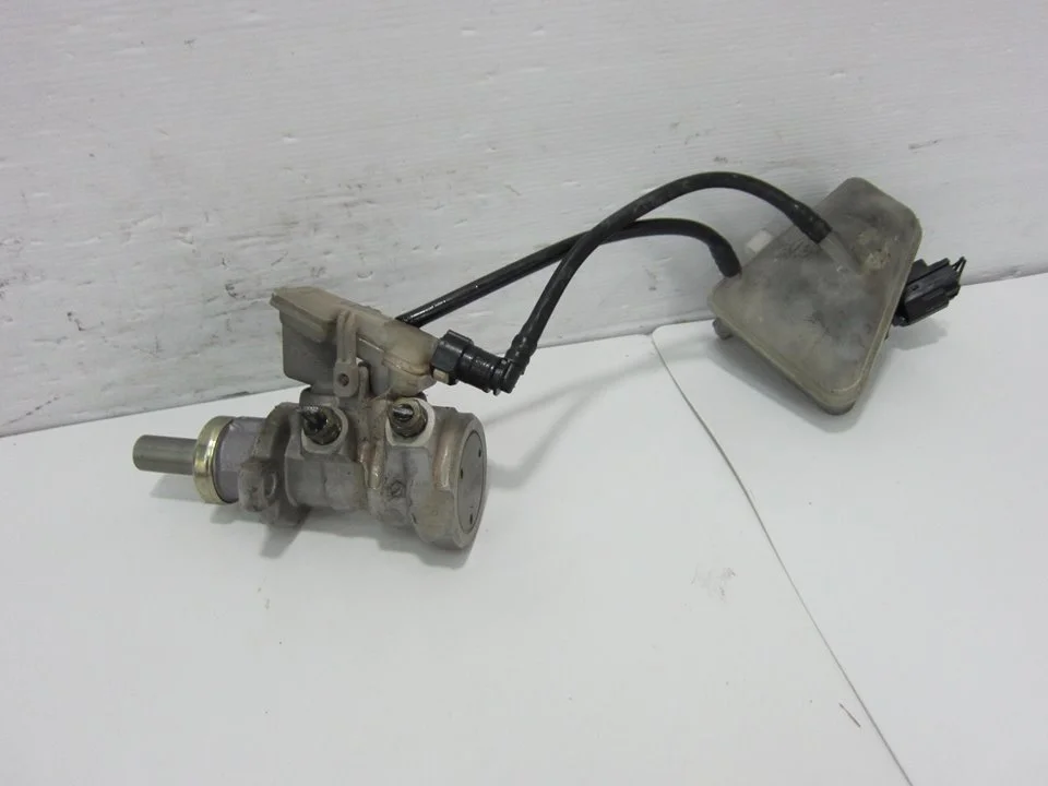 Foto de BOMBA FRENO FORD FOCUS BERLINA (CAK) 1.8 16V CAT (116 CV / 85 KW) referencia 2T34903