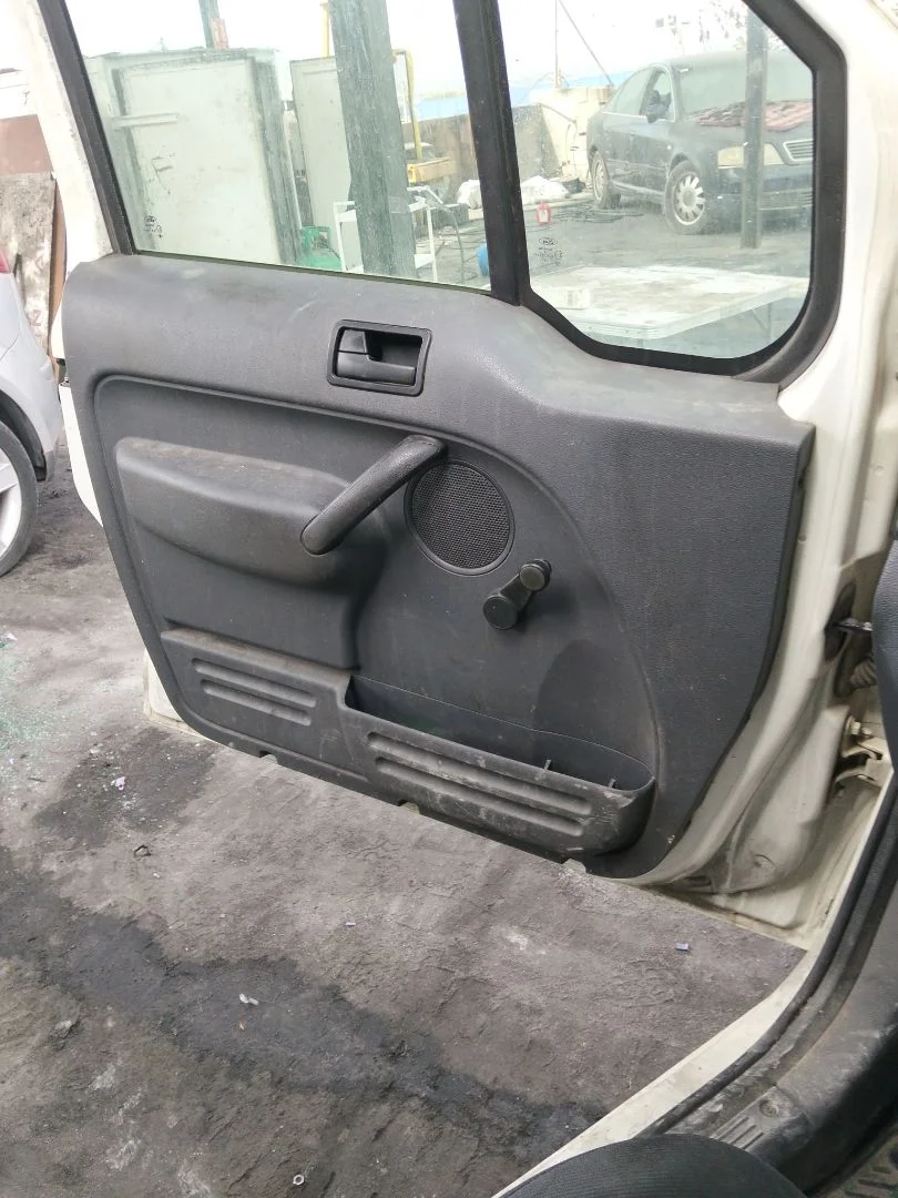 Foto de GUARNECIDO PUERTA DELANTERA IZQUIERDA FORD TRANSIT CONNECT (TC7) 1.8 TDCi CAT (110 CV / 81 KW) referencia 5228663