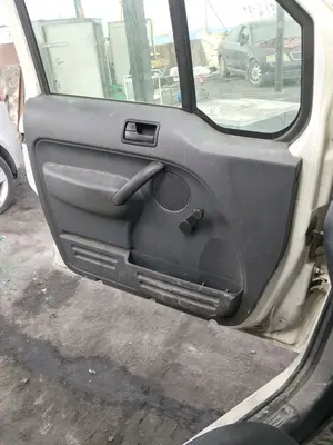 Foto de GUARNECIDO PUERTA DELANTERA IZQUIERDA FORD TRANSIT CONNECT (TC7) 1.8 TDCi CAT (110 CV / 81 KW) referencia 5228663