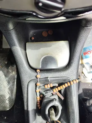 Foto de CENICERO PEUGEOT 206 1.4  (75 CV / 55 KW)