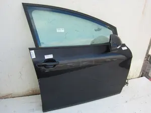 Foto de PUERTA DELANTERA DERECHA SEAT LEON (1P1) 1.6 TDI (105 CV / 77 KW)