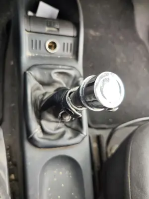 Foto de PALANCA CAMBIO OPEL CORSA C 1.2 16V CAT (Z 12 XEP / LB4) (80 CV / 59 KW)