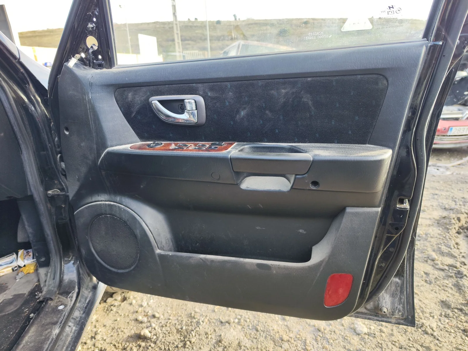 Foto de GUARNECIDO PUERTA DELANTERA DERECHA HYUNDAI TERRACAN (HP) 2.9 CRDi CAT (150 CV / 110 KW)