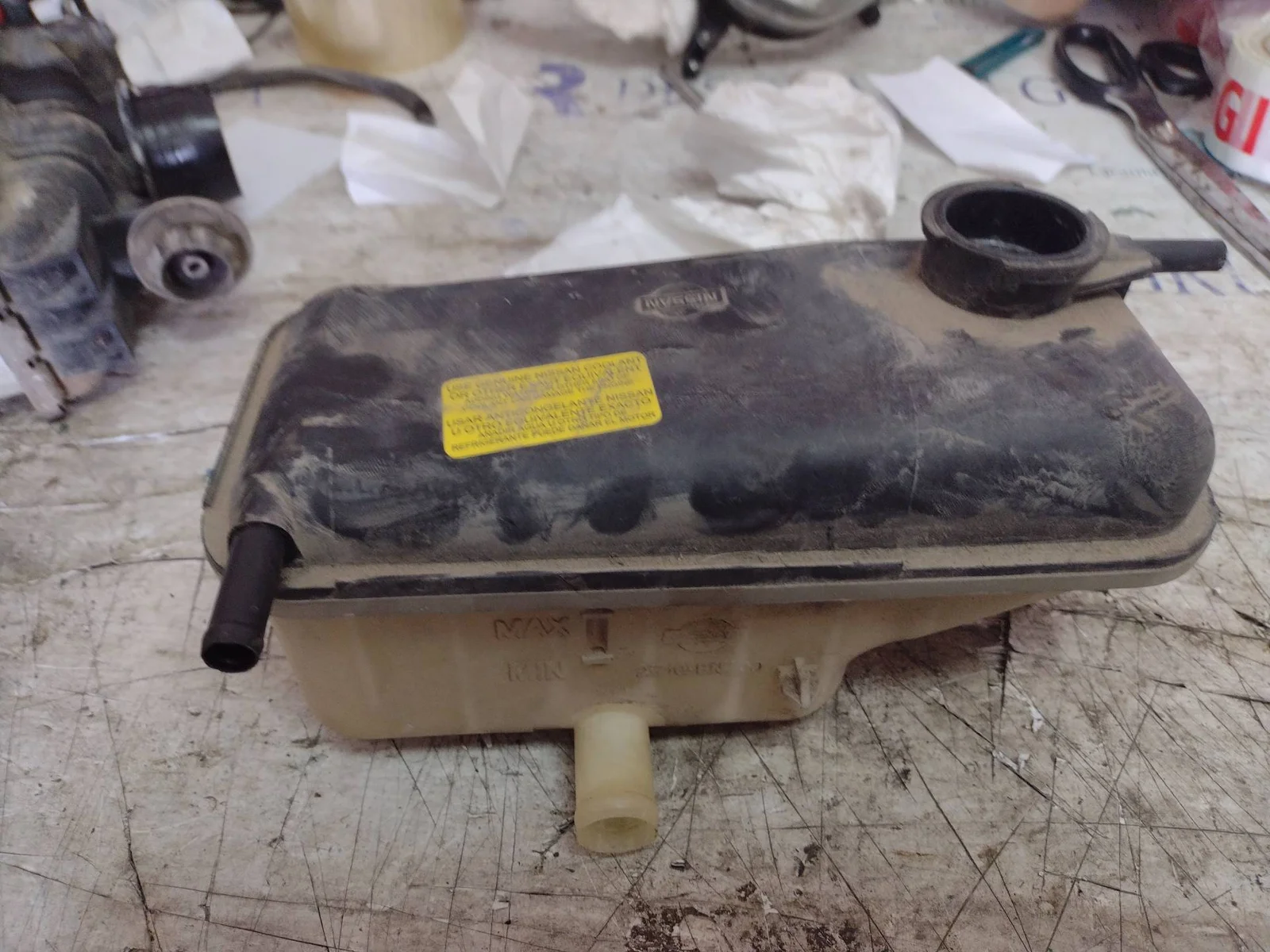 Foto de DEPOSITO EXPANSION NISSAN ALMERA (N16/E) 1.5 dCi Turbodiesel CAT (82 CV / 60 KW) referencia 21710BN700