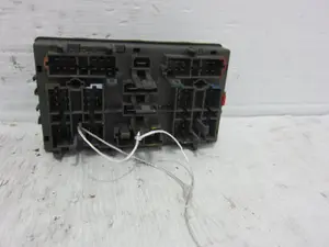 Foto de CAJA RELES / FUSIBLES CITROEN EVASION 2.0 HDi (109 CV / 80 KW) referencia 3631527980 foto 3