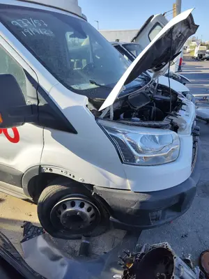 Foto de ALETA DELANTERA DERECHA FORD TRANSIT CHASIS CABINA (TTG) 2.0 TDCi CAT (170 CV / 125 KW)