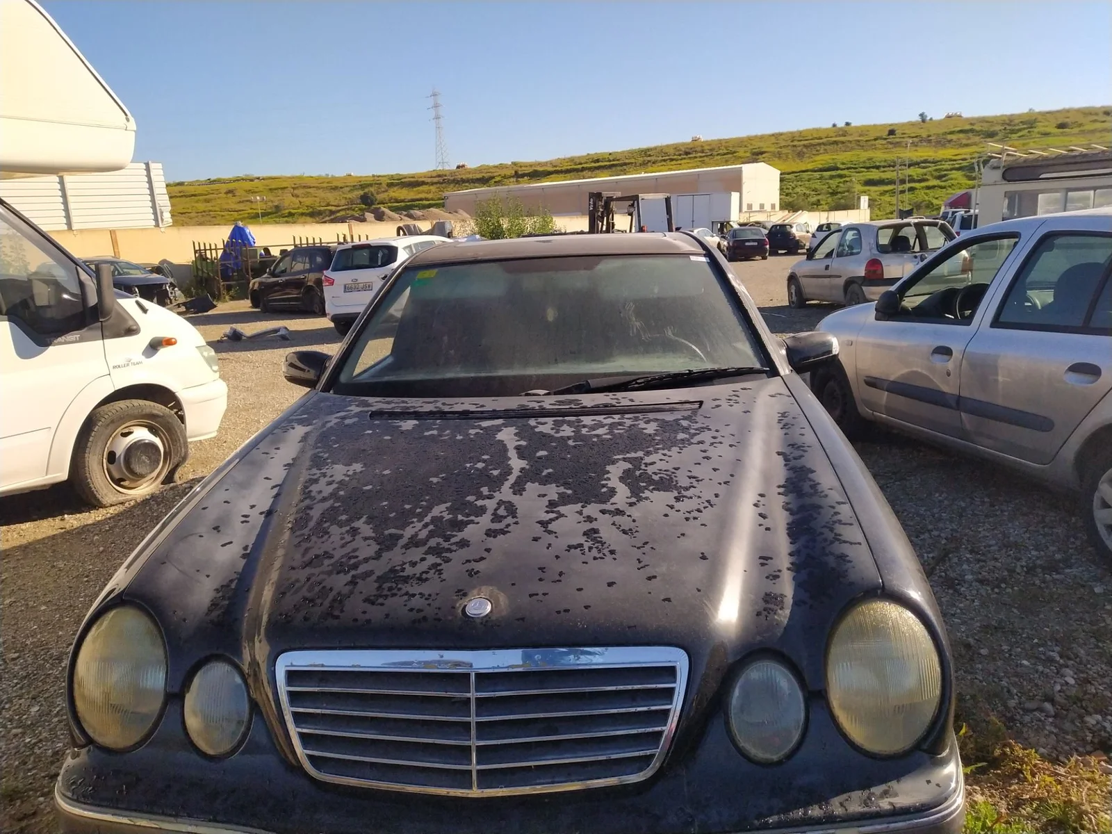 Foto de FARO ANTINIEBLA IZQUIERDO MERCEDES-BENZ CLASE E (BM 210) BERLINA 3.2 CDI CAT (197 CV / 145 KW) referencia A170820015664