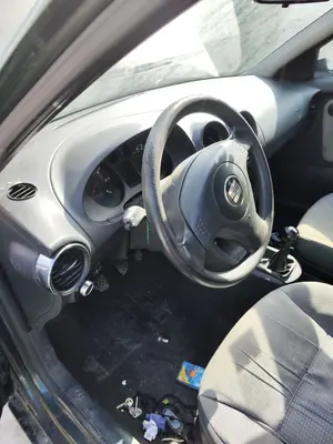 Foto de SALPICADERO SEAT CORDOBA BERLINA (6L2) 1.9 TDI (101 CV / 74 KW) referencia 6L1857003L FKZ foto 5