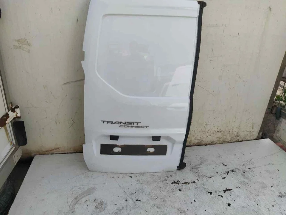 Foto de PORTON TRASERO IZQUIERDO FORD TRANSIT CONNECT (CHC) 1.5 EcoBlue TDCi CAT (75 CV / 55 KW)