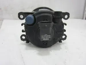 Foto de FARO ANTINIEBLA IZQUIERDO RENAULT SCENIC II (JM) 1.5 dCi Diesel (106 CV / 78 KW) referencia 8200074008 foto 3
