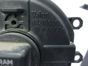 Foto de FARO ANTINIEBLA DERECHO TOYOTA AURIS (E15) 1.4 Turbodiesel CAT (90 CV / 66 KW) referencia 89210656 foto 6