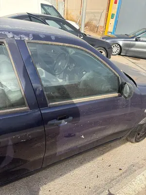 Foto de PUERTA DELANTERA DERECHA SEAT CORDOBA BERLINA (6K2)