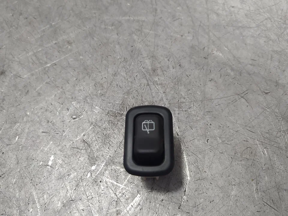 Foto de INTERRUPTOR DAIHATSU MOVE L600 referencia T3592L76