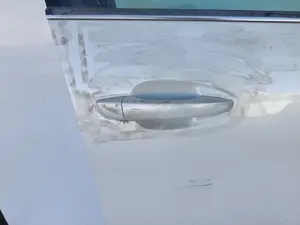 Foto de MANETA EXTERIOR DELANTERA DERECHA PEUGEOT 3008 1.5 Blue-HDI FAP (131 CV / 96 KW)