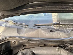 Foto de BRAZO LIMPIA DELANTERO DERECHO VOLKSWAGEN PASSAT BERLINA (3C2) 2.0 TDI (140 CV / 103 KW) referencia 3C1955410B