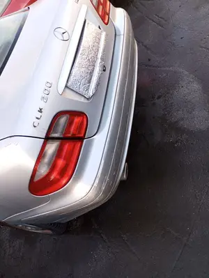 Foto de PARAGOLPES TRASERO MERCEDES-BENZ CLK (BM 208) COUPE 2.0 Compresor CAT (163 CV / 120 KW)
