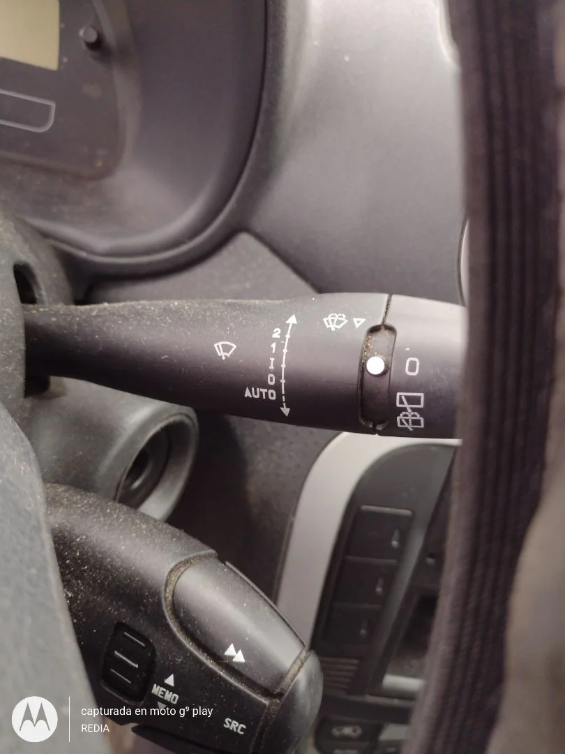Foto de MANDO MULTIFUNCION CITROEN C3 1.4 HDi (68 CV / 50 KW)