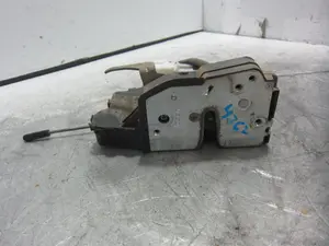 Foto de CERRADURA PUERTA TRASERA DERECHA BMW SERIE 3 BERLINA (E46) 3.0 24V Turbodiesel CAT (184 CV / 135 KW) referencia 51227011246