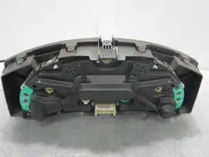 Foto de CUADRO INSTRUMENTOS OPEL MERIVA 1.4 16V (90 CV / 66 KW) referencia 13173375XJ foto 2