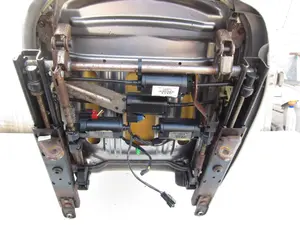 Foto de JUEGO ASIENTOS COMPLETO CHRYSLER SEBRING JR 41 BERLINA 2.7 CAT (203 CV / 149 KW) foto 22