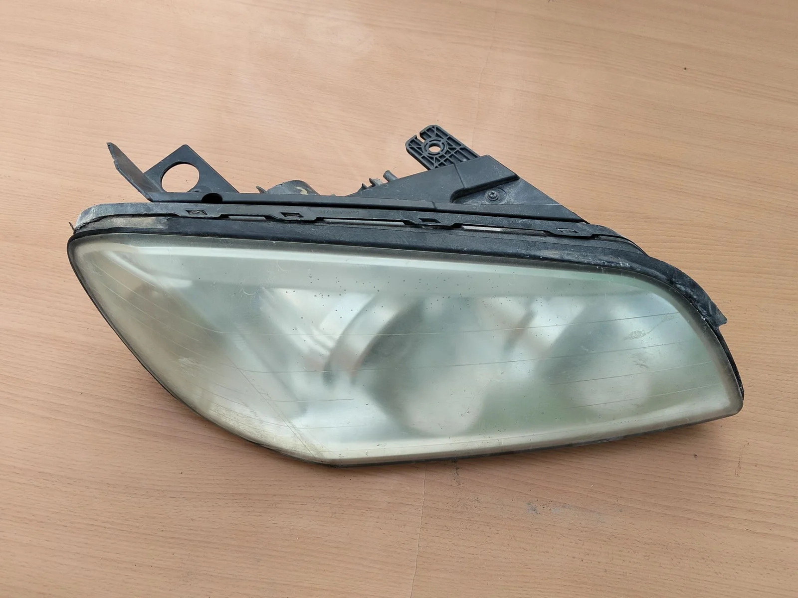 Foto de FARO DERECHO CHEVROLET CAPTIVA 2.0 Diesel CAT (150 CV / 110 KW) referencia 00015548