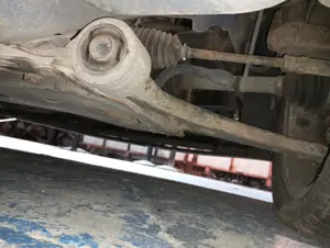 Foto de BRAZO SUSPENSION DELANTERO DERECHO FORD FIESTA (CBK) 1.25 16V CAT (69 CV / 51 KW)