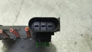 Foto de CAJA RELES / FUSIBLES AUDI A3 (8P1) 2.0 16V FSI (150 CV / 110 KW) referencia 1J0937550 foto 3