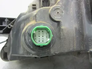 Foto de FARO DERECHO PEUGEOT BOXER (335) FURGÓN TECHO ELEV. ACRISTAL. BAT.3450MM 2.2 HDI FAP CAT (131 CV / 96 KW) referencia 1394420080 foto 6