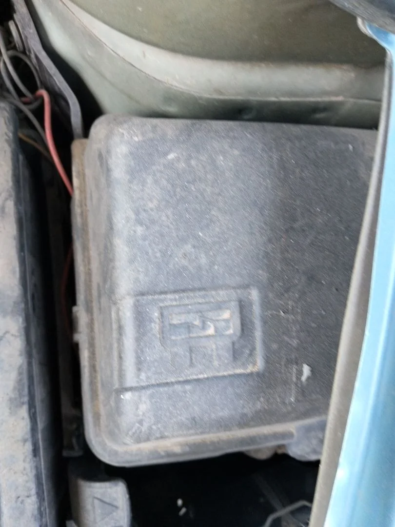 Foto de CAJA RELES / FUSIBLES CITROEN C3 1.4 HDi (68 CV / 50 KW)