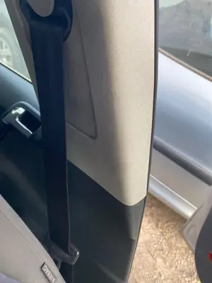 Foto de CINTURON SEGURIDAD DELANTERO IZQUIERDO VOLKSWAGEN POLO IV (9N3) 1.4 FSI (86 CV / 63 KW)