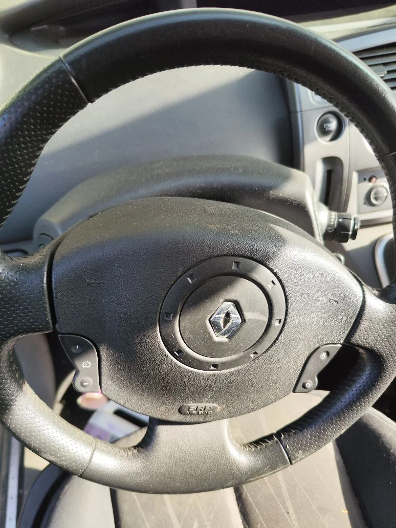 Foto de AIRBAG DELANTERO IZQUIERDO RENAULT SCENIC II (JM) 1.5 dCi Diesel (106 CV / 78 KW)