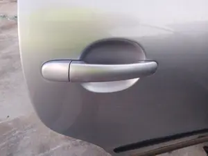 Foto de MANETA EXTERIOR TRASERA IZQUIERDA VOLKSWAGEN PASSAT BERLINA (3B3) 1.9 TDI (131 CV / 96 KW)