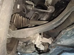 Foto de BRAZO SUSPENSION DELANTERO IZQUIERDO AUDI ALLROAD QUATTRO QUATTRO (4B5)