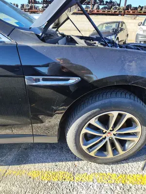 Foto de ALETA DELANTERA DERECHA JAGUAR F-PACE 3.0 V6 Diesel CAT (301 CV / 221 KW) referencia T4A15238 foto 2