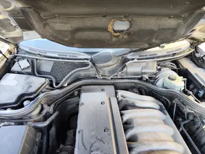 Foto de ARTICULACION LIMPIA DELANTERA MERCEDES-BENZ CLASE E (BM 210) BERLINA 3.0 Turbodiesel CAT (177 CV / 130 KW)