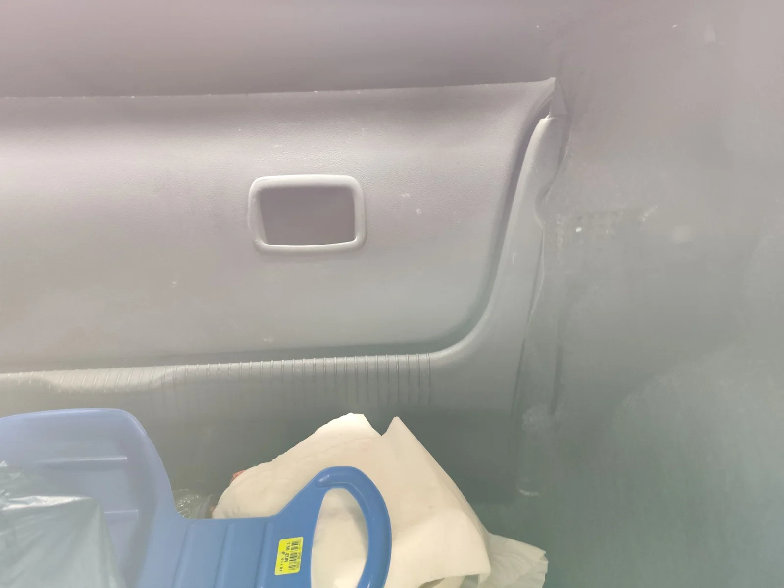 Foto de GUARNECIDO PORTON TRASERO VOLKSWAGEN POLO IV (9N1) 1.4 16V (75 CV / 55 KW)