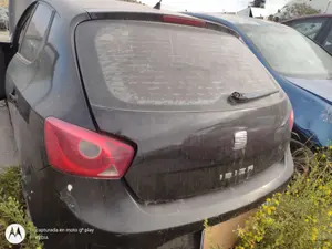 Foto de PORTON TRASERO SEAT IBIZA BERLINA (6J5) 1.4 16V (86 CV / 63 KW) referencia 6J4827024