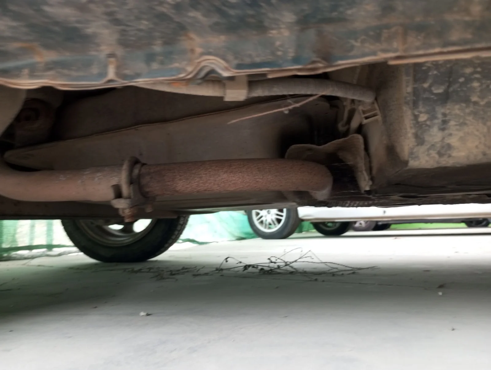Foto de TUBO ESCAPE TRASERO FORD KA (CCQ) 1.3 CAT (50 CV / 37 KW)