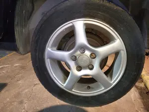 Foto de LLANTA VOLKSWAGEN POLO IV (9N1)