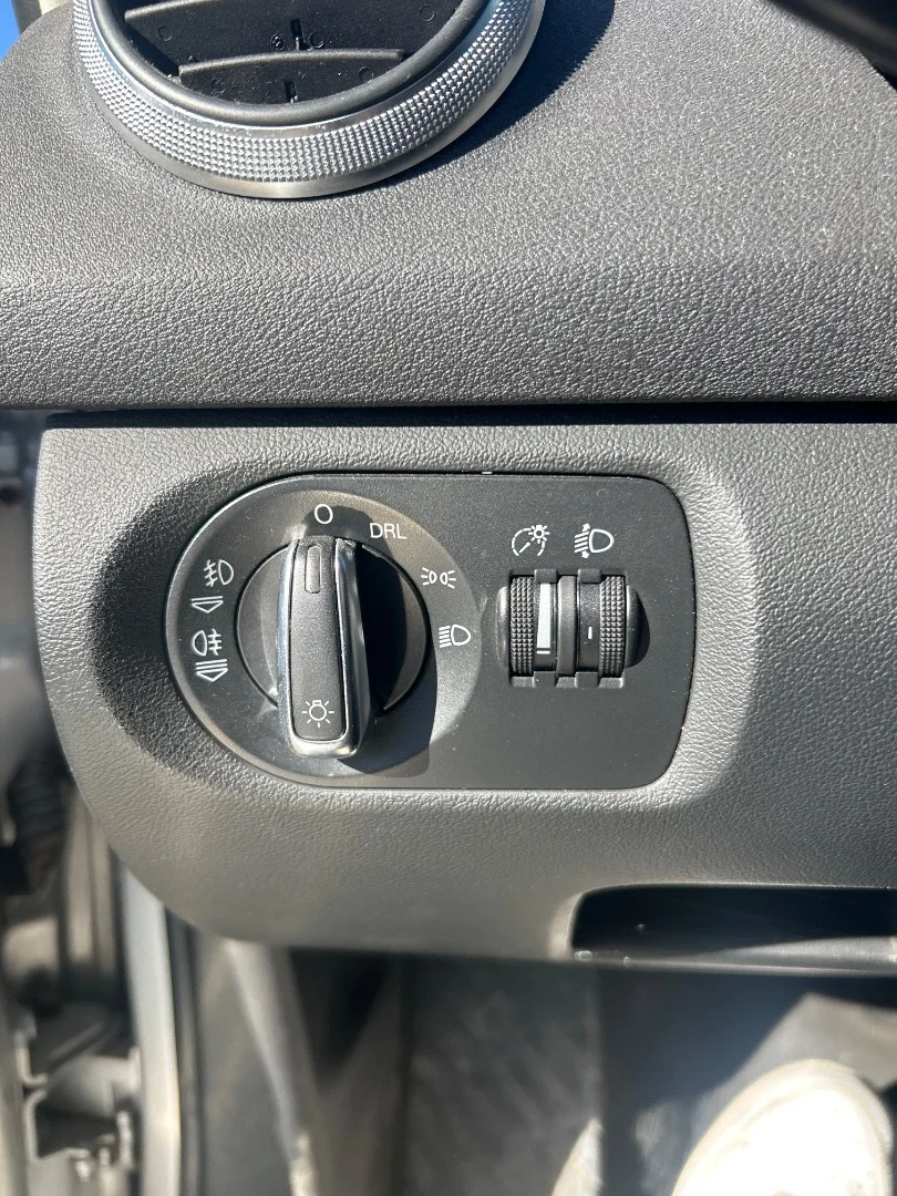 Foto de MANDO LUCES AUDI A3 SPORTBACK (8PA) 2.0 16V TFSI (200 CV / 147 KW) referencia 8P0953513C FKZ
