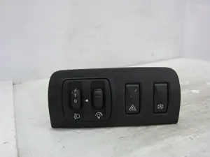 Foto de MANDO LUCES RENAULT SCENIC III (JZ) 1.6 dCi Diesel FAP (131 CV / 96 KW) referencia 648450001R
